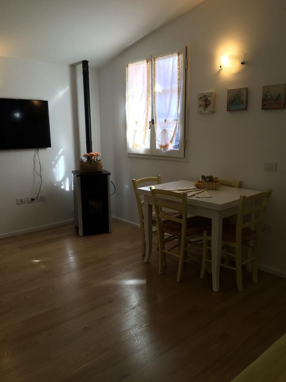 Ferienwohnung Casina Rosa Certaldo Zimmer foto